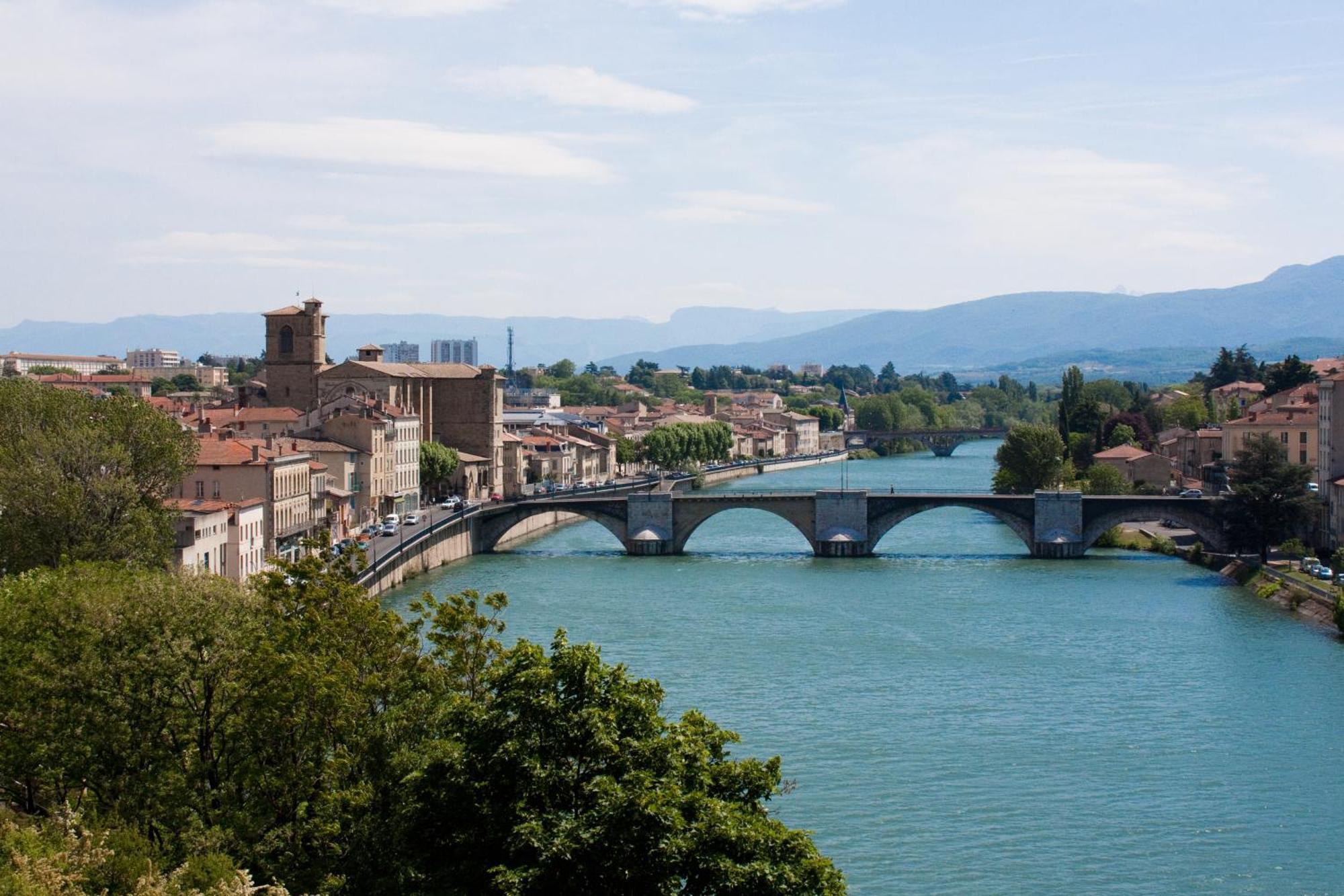 Chambres D'Hotes Les Muriers Romans-sur-Isère Esterno foto